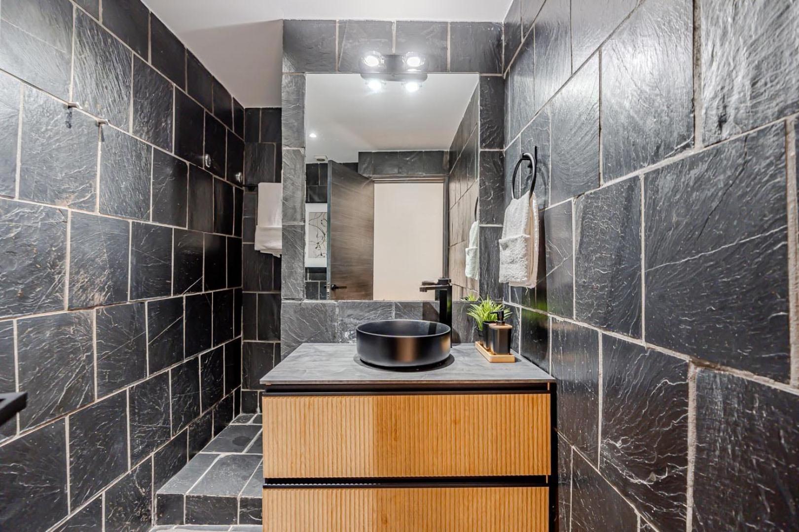 Increible Loft A 5 Min Del Retiro & Wizink Apartment Madrid Exterior photo